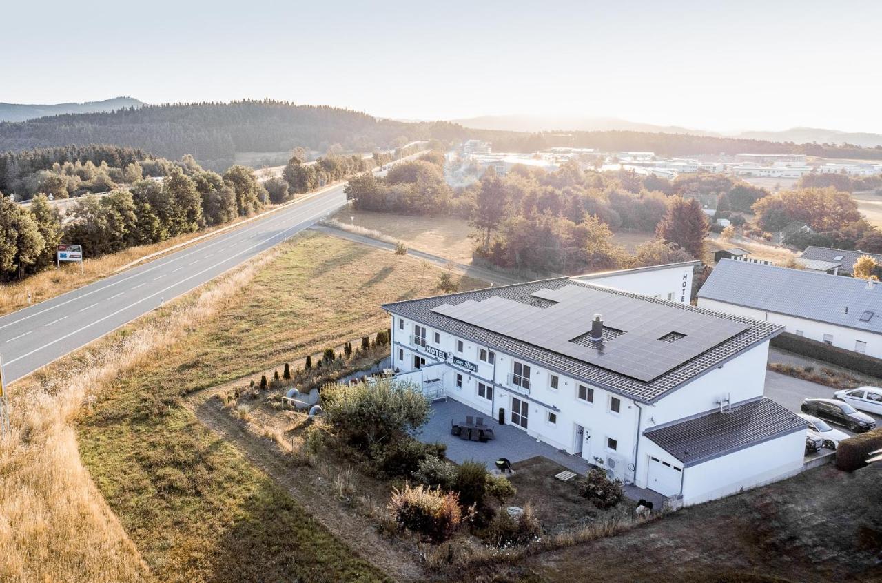 Land-Gut-Hotel Am Ring Meuspath Luaran gambar
